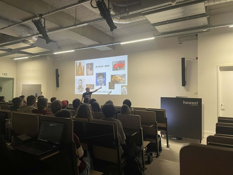 Tech & Meet DeepSeek